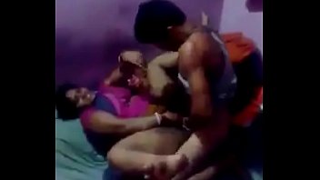 indian desi aunty small boy sex vidieo downloding