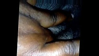 wet hairy pussy masturbation