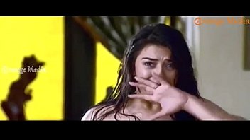 bathing scene from hansika motwani