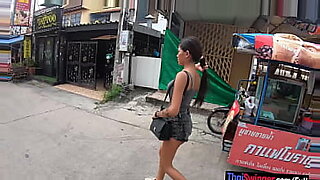 servi-porno-culo-negro-en-la-ducha