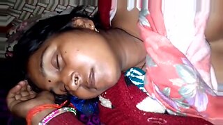 sleeping mom banged hard