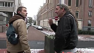 videos-gay-no-la-aguanta-en-el-culo