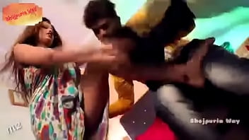 bhojpuri actress monalisa video4