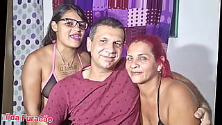 mamas-teta-grande-sexo-porno-con-travestis