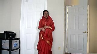 indian-girl-stripped-xhamster