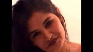 ssunny leone 18 saal ki sexy video