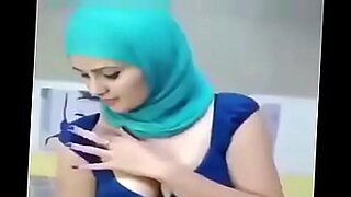 indian boobs xhamstercom10