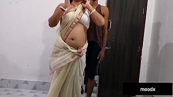 bhabhi sex in satin saree