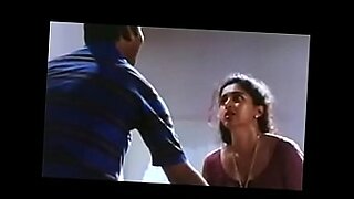curvy-milf-expose-her-shapes-movie