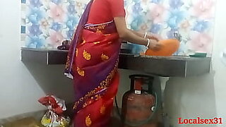 indian saree toilet