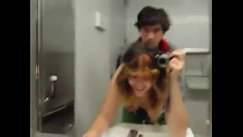 hiddencam pissing in toilet