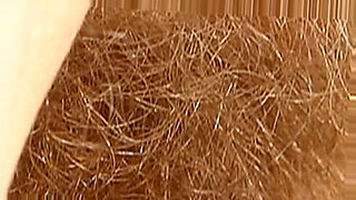 video-casero-entre-hombre-y-tv-de-closed