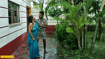 indian hindi mallu dumper aunty boobs kissing