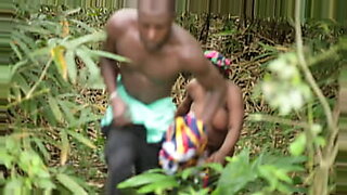 madura-follada-por-masajista-japobes