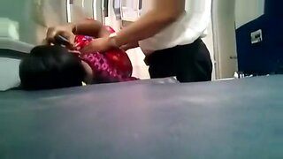 asian frist time sex pusy open