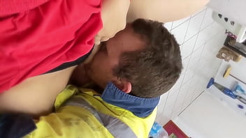 me fucking my dirty cunt and juicing up my knickers on cam