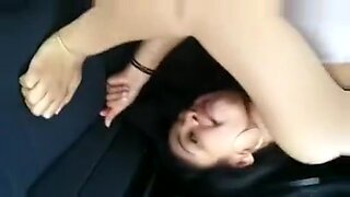 girlfriend in car sex