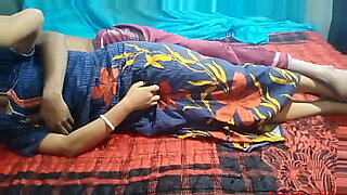 lesbianas-besandose-y-escupiedo-redtube