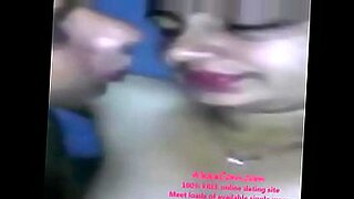 aunty giving blowjob to husband and eating cum sperm