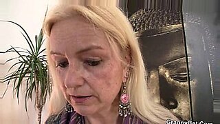 blond-milf-porno