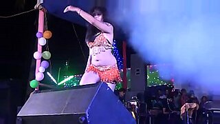 roberta-slides-primer-anal-xvideos