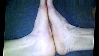 mum foot sex