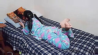 quiero-ver-pelicula-porno-virgen