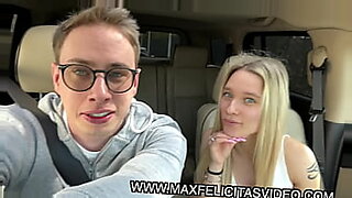 lesbians-drive-oral-porn