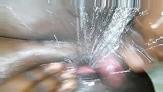 wife squirting webcam