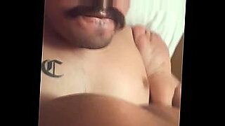 porno-latino-orgsmo-habla-sucio