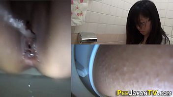 indian toilet pissing and pooping