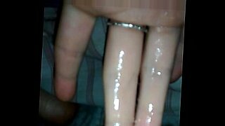 amateur solo female fingers only masturbation