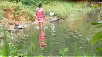 web bathing aunty