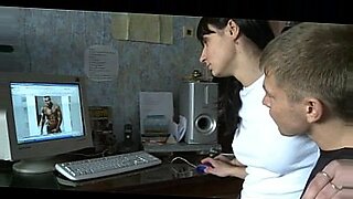 mature-vs-teen-legs-sumission-lesbians-xvideos