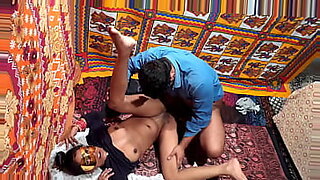 lesbian-pussy-kissing-webcam-porn