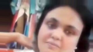 desi mature aunty in red saree fuking wid lover hindi audio