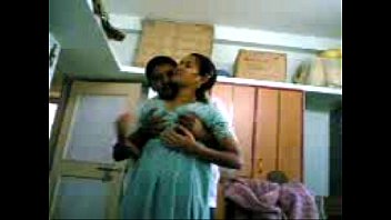 desi mature aunty in red saree fuking wid lover hindi audio