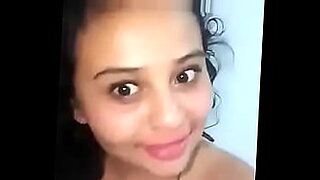 mujeres-desnudos-de-18-anos-con-selfi